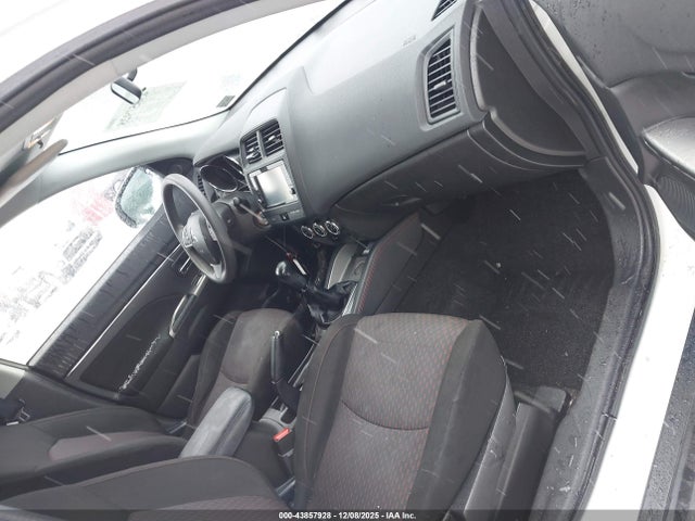 2019 MITSUBISHI OUTLANDER SPORT JA4AP3AU9KU021499 Photo 4