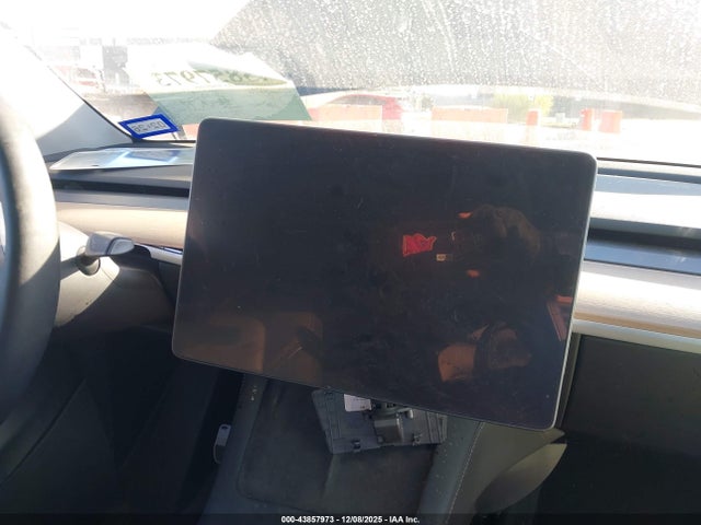 2023 TESLA MODEL Y 7SAYGDEE6PA061617 Photo 6