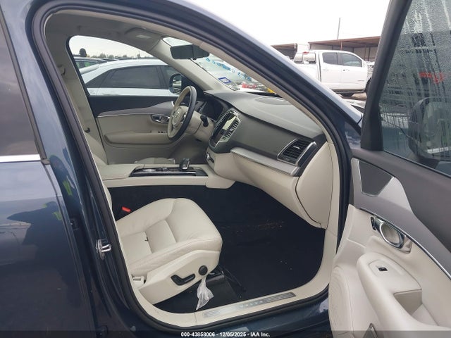 2025 VOLVO XC90 YV4M12PJ9S1318167 Photo 4