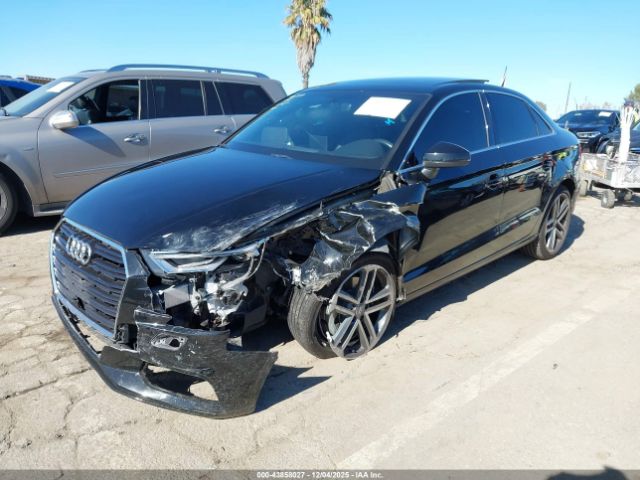 2019 AUDI A3 WAUAUGFF1K1010866 Photo 1