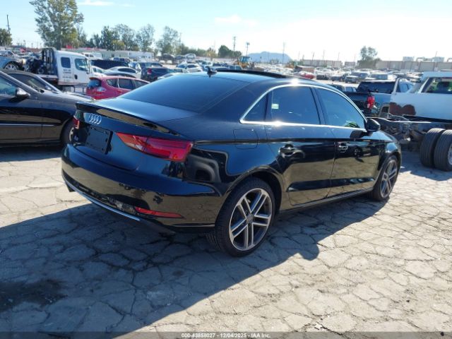 2019 AUDI A3 WAUAUGFF1K1010866 Photo 3