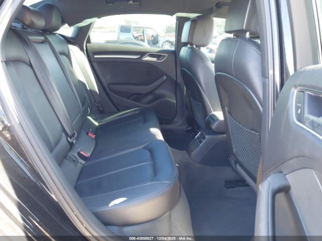 2019 AUDI A3 WAUAUGFF1K1010866 Photo 7