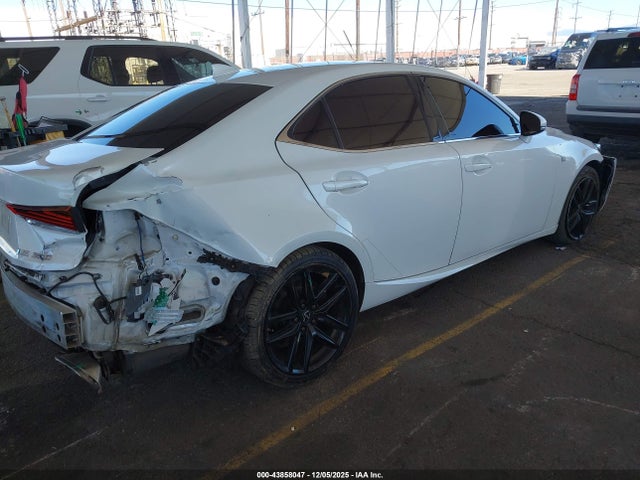 Lexus IS 300 2020 JTHGA1D21L5101888 Image 4