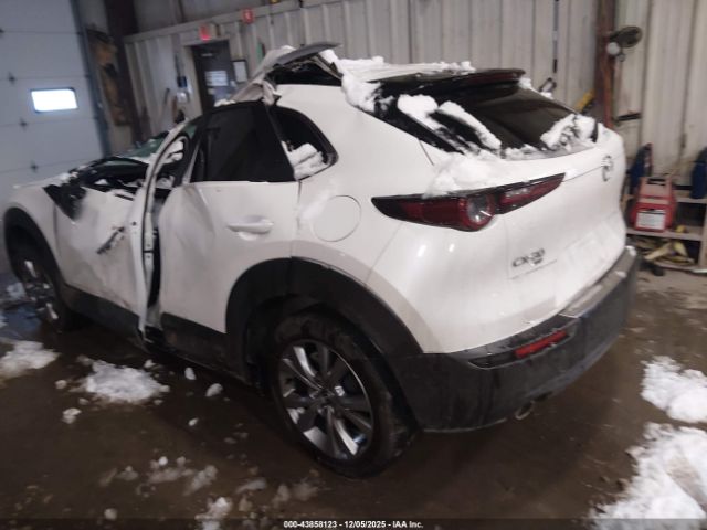2022 MAZDA CX-30 3MVDMBCL2NM403309 Photo 2