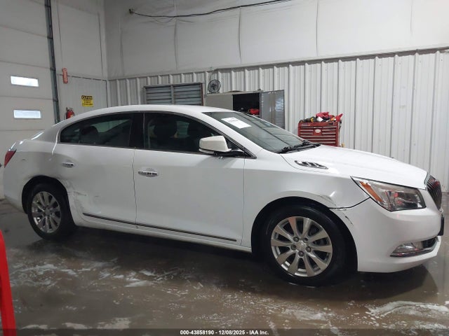 43858190 :رقم المزاد ، 1G4GB5GR2FF196003 vin ، 2015 Buick Lacrosse Leather مزاد بيع
