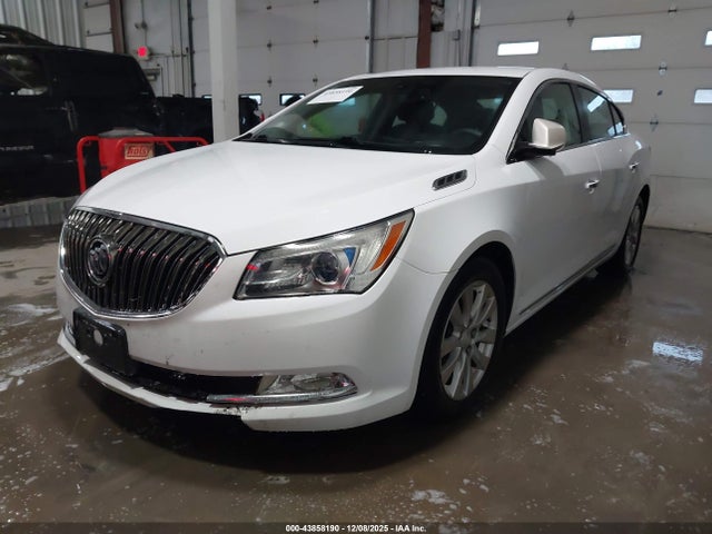 43858190 :رقم المزاد ، 1G4GB5GR2FF196003 vin ، 2015 Buick Lacrosse Leather مزاد بيع