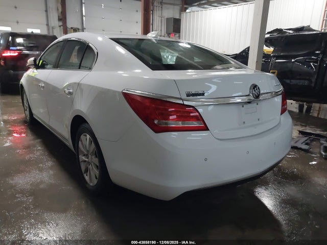 43858190 :رقم المزاد ، 1G4GB5GR2FF196003 vin ، 2015 Buick Lacrosse Leather مزاد بيع