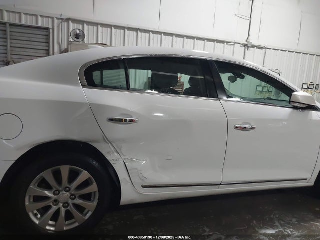 43858190 :رقم المزاد ، 1G4GB5GR2FF196003 vin ، 2015 Buick Lacrosse Leather مزاد بيع