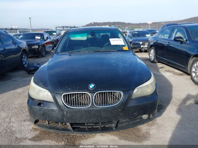 2006 Bmw 530i მანქანა იყიდება აუქციონზე, vin: WBANE735X6CM42523, აუქციონის ნომერი: 43858226