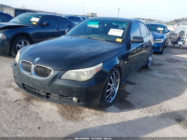 2006 Bmw 530i მანქანა იყიდება აუქციონზე, vin: WBANE735X6CM42523, აუქციონის ნომერი: 43858226