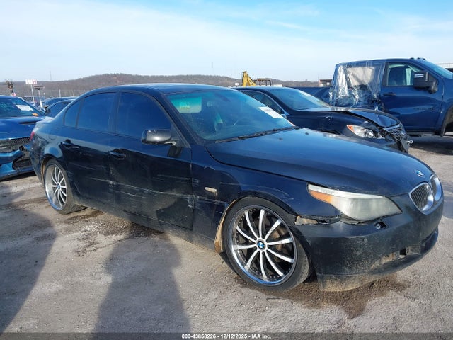 2006 Bmw 530i მანქანა იყიდება აუქციონზე, vin: WBANE735X6CM42523, აუქციონის ნომერი: 43858226