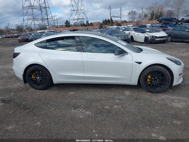 Tesla Model 3 Long Range/mid Range/standard Range/standard Range Plus 2019 5YJ3E1EA9KF486432 Image 14