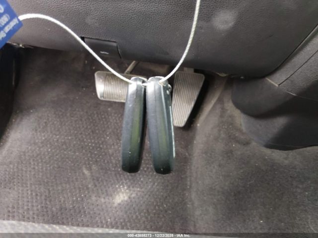 2017 RAM 1500 1C6RR7NT3HS815289 Photo 10