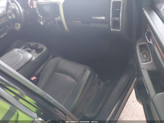 2017 RAM 1500 1C6RR7NT3HS815289 Photo 4