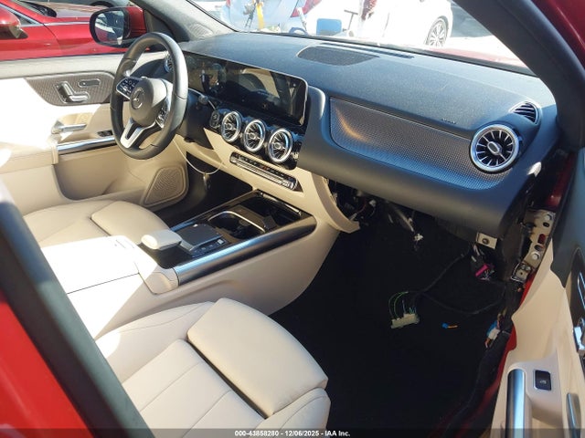 2021 MERCEDES-BENZ GLA 250 W1N4N4GB0MJ194071 Photo 4