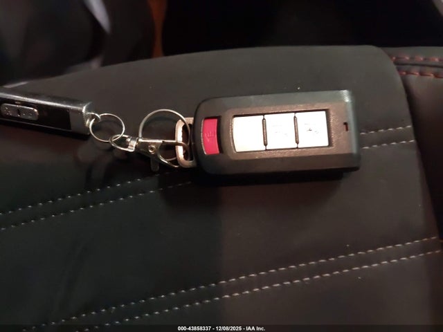 2020 MITSUBISHI OUTLANDER JA4AZ3A32LZ047562 Photo 10