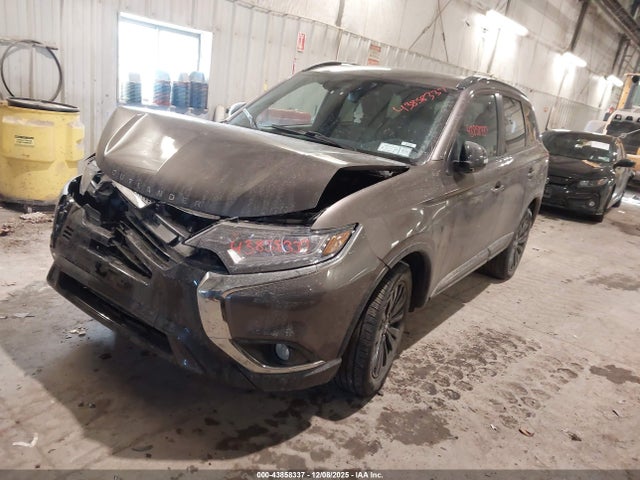 2020 MITSUBISHI OUTLANDER JA4AZ3A32LZ047562 Photo 1