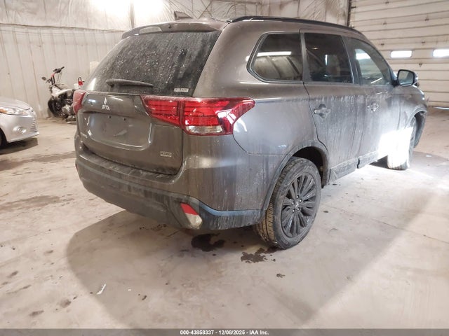2020 MITSUBISHI OUTLANDER JA4AZ3A32LZ047562 Photo 3