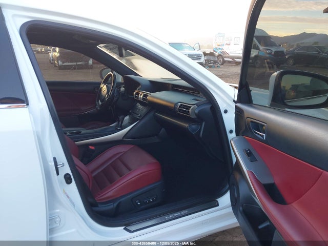 2016 LEXUS IS 300 JTHCM1D28G5014761 Photo 4