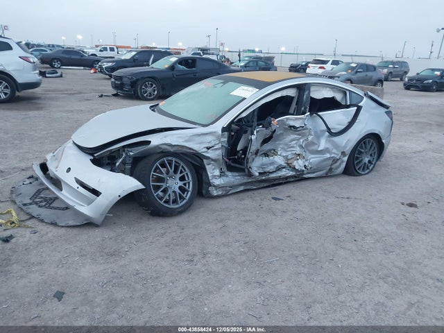 2018 TESLA MODEL 3 5YJ3E1EBXJF089934 Photo 5