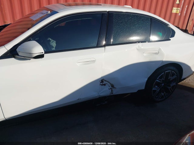 WBY63HG00TCW28499 BMW I5 Edrive40