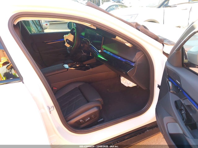 WBY63HG00TCW28499 BMW I5 Edrive40