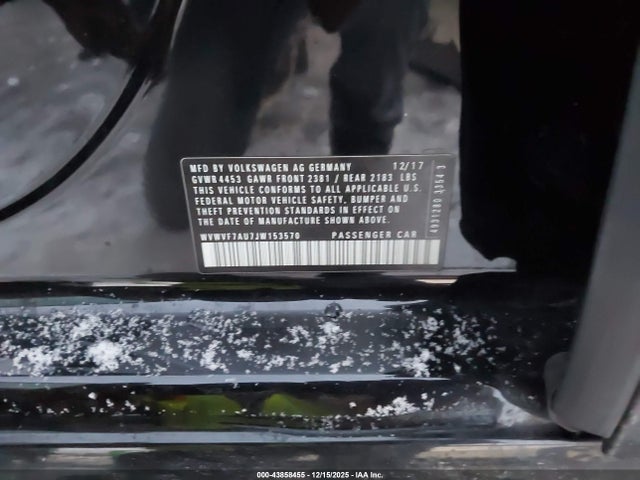2018 VOLKSWAGEN GOLF R WVWVF7AU7JW153570 Photo 8
