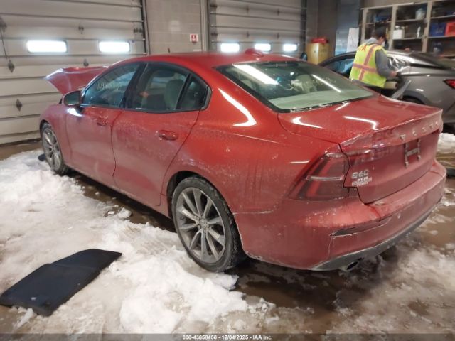 2019 VOLVO S60 7JR102FK9KG003595 Photo 2