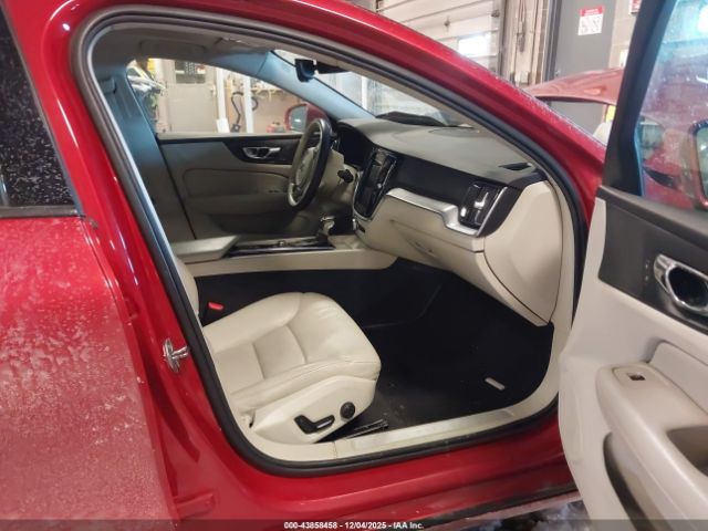 2019 VOLVO S60 7JR102FK9KG003595 Photo 4