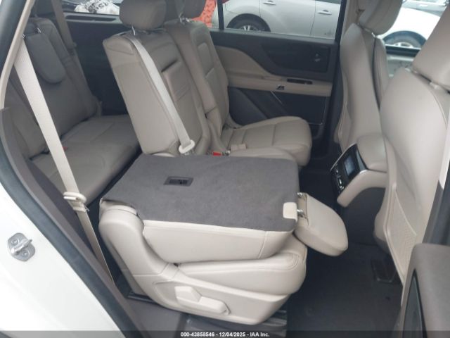 2023 LINCOLN AVIATOR 5LM5J7XC9PGL05261 Photo 7