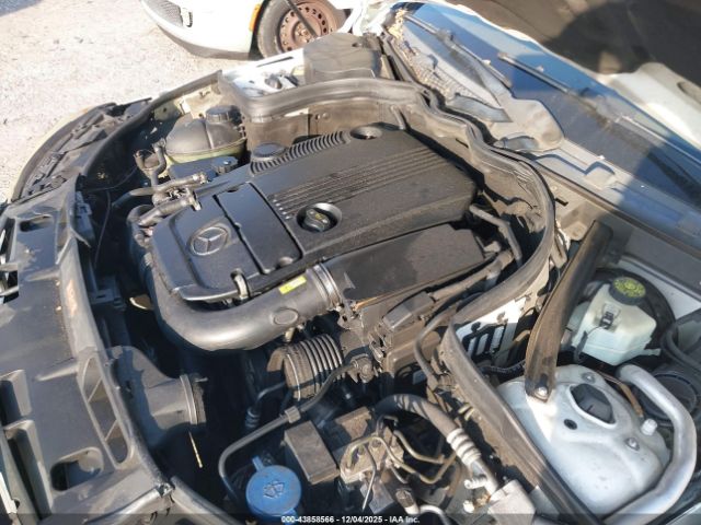 2013 MERCEDES-BENZ C 250 WDDGF4HB1DA825559 Photo 5