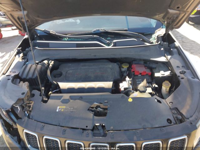 2019 JEEP COMPASS 3C4NJCBB4KT727070 Photo 9