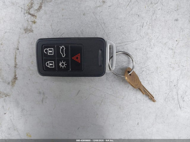 2017 VOLVO XC60 YV449MRR2H2196651 Photo 10