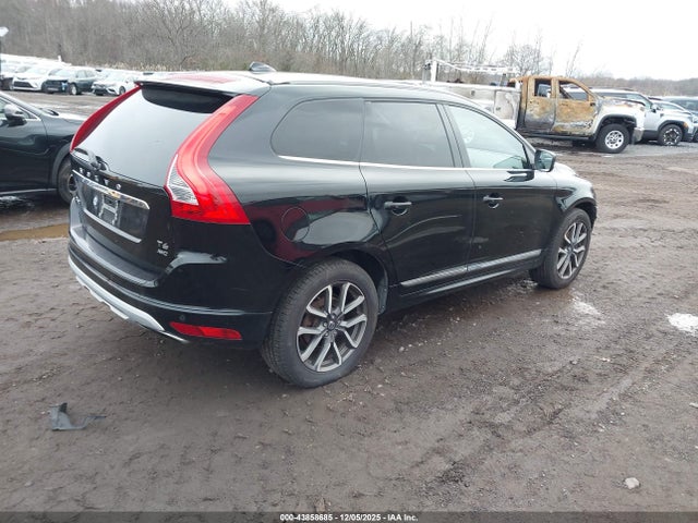 2017 VOLVO XC60 YV449MRR2H2196651 Photo 3