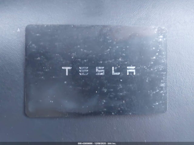 2024 TESLA MODEL Y 7SAYGDED2RF160531 Photo 10