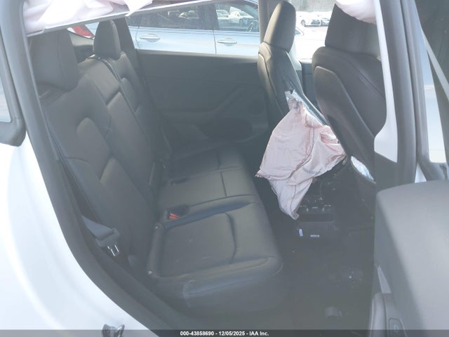 2024 TESLA MODEL Y 7SAYGDED2RF160531 Photo 7