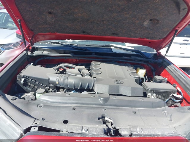2023 TOYOTA 4RUNNER JTEAU5JR8P5290368 Photo 9