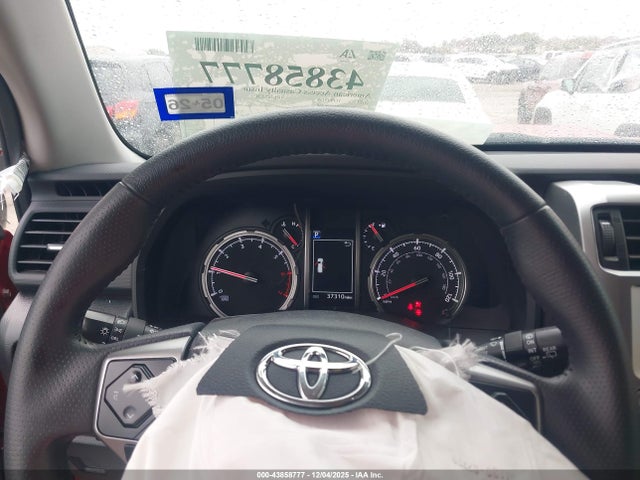 2023 TOYOTA 4RUNNER JTEAU5JR8P5290368 Photo 6