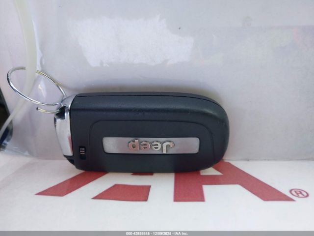 2018 JEEP COMPASS 3C4NJCAB6JT461860 Photo 10