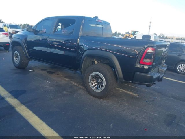 2022 RAM 1500 1C6SRFU98NN468621 Photo 2