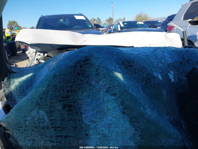 2018 BMW X1 WBXHU7C31J3F04343 Photo 6