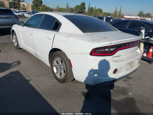 2019 DODGE CHARGER 2C3CDXBG4KH737807 Photo 2