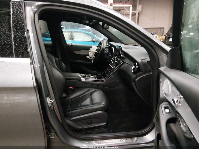 2019 MERCEDES-BENZ GLC 350E WDC0G5EB8KF525532 Photo 4