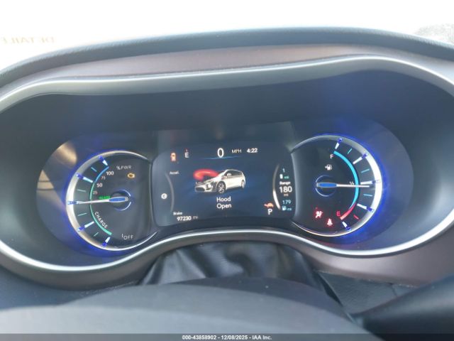 2018 CHRYSLER PACIFICA HYBRID 2C4RC1L7XJR183654 Photo 6