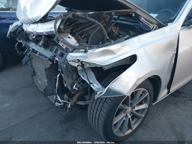 2018 CADILLAC CTS 1G6AR5SX1J0113056 Photo 5