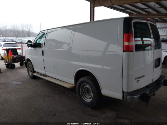 2014 GMC SAVANA 2500 1GTW7FCA8E1902040 Photo 2