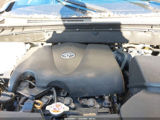 2019 TOYOTA HIGHLANDER 5TDJZRFH2KS596188 Photo 9