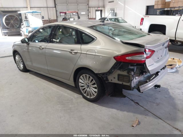 2015 FORD FUSION HYBRID 3FA6P0LU3FR166760 Photo 2