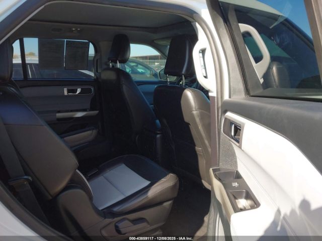 2022 FORD EXPLORER 1FMSK7DH5NGB66245 Photo 7