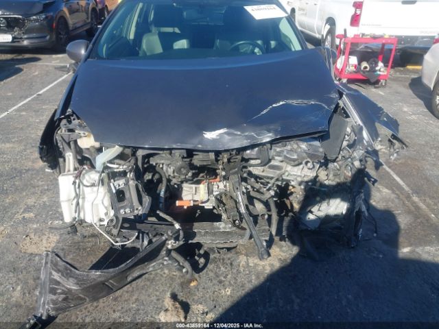 2012 TOYOTA PRIUS PLUG-IN JTDKN3DP7C3001555 Photo 5